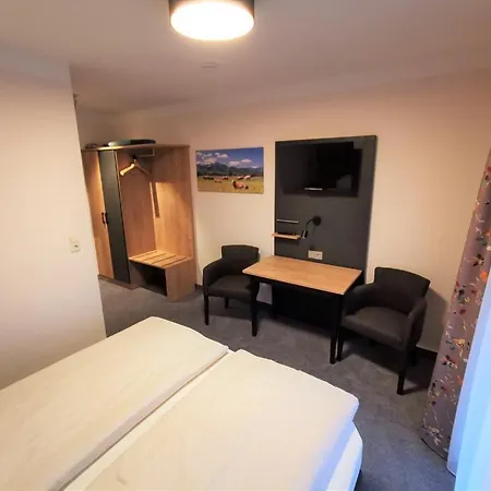 Haus Waldesruh بيت ضيافة