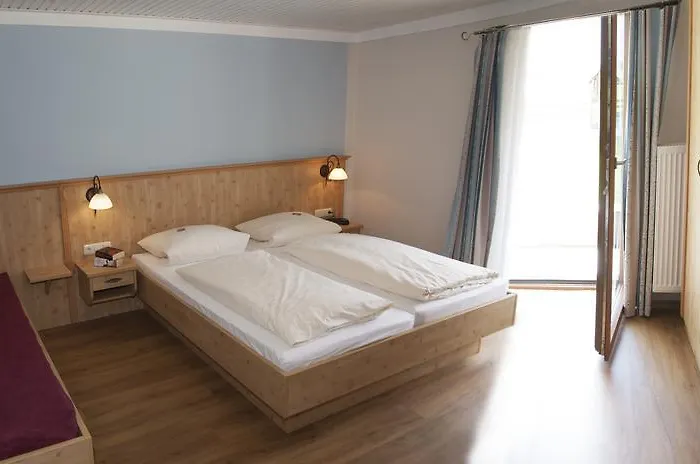 بيت ضيافة Haus Waldesruh Übersee